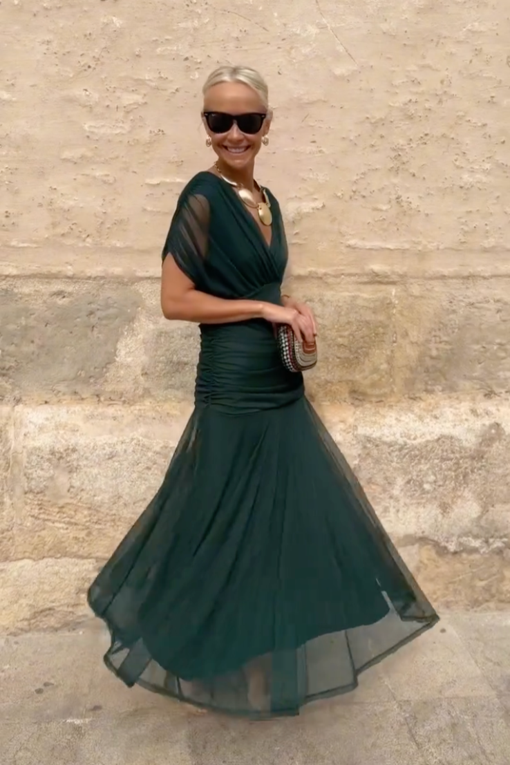 Elegant Pleated Maxi Dress