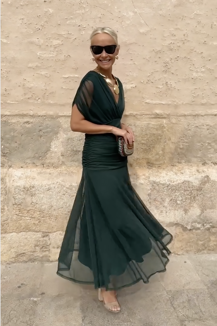 Elegant Pleated Maxi Dress