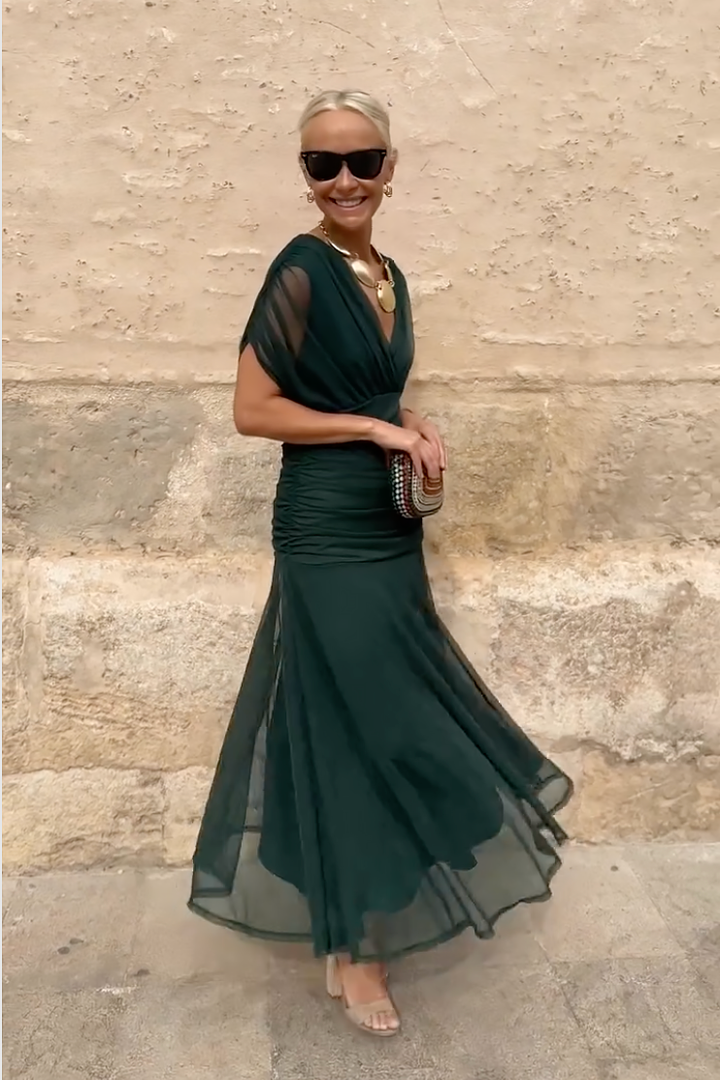 Elegant Pleated Maxi Dress