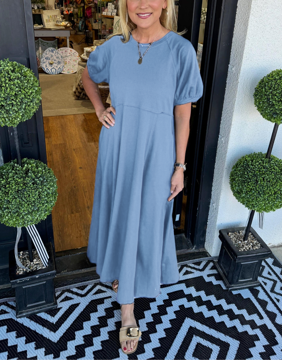 Claire | Chic Puff Sleeve Round Neck Maxi Dress