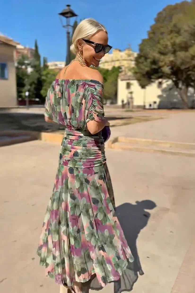 Elegant Pleated Maxi Dress