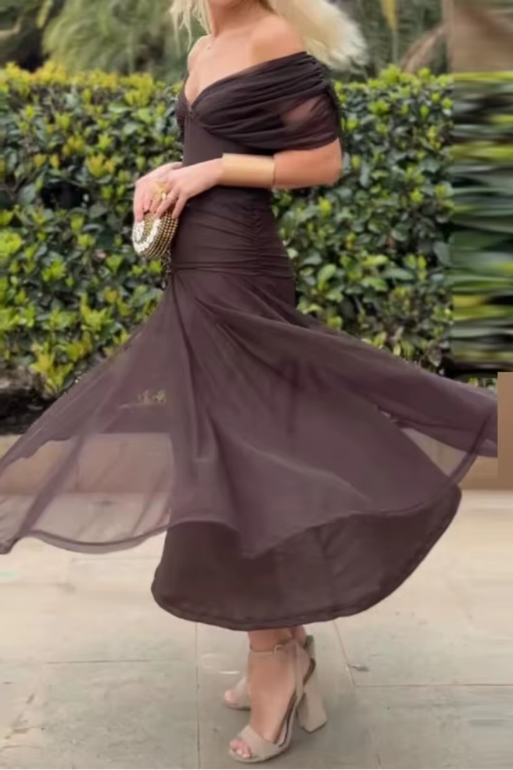 Elegant Pleated Maxi Dress