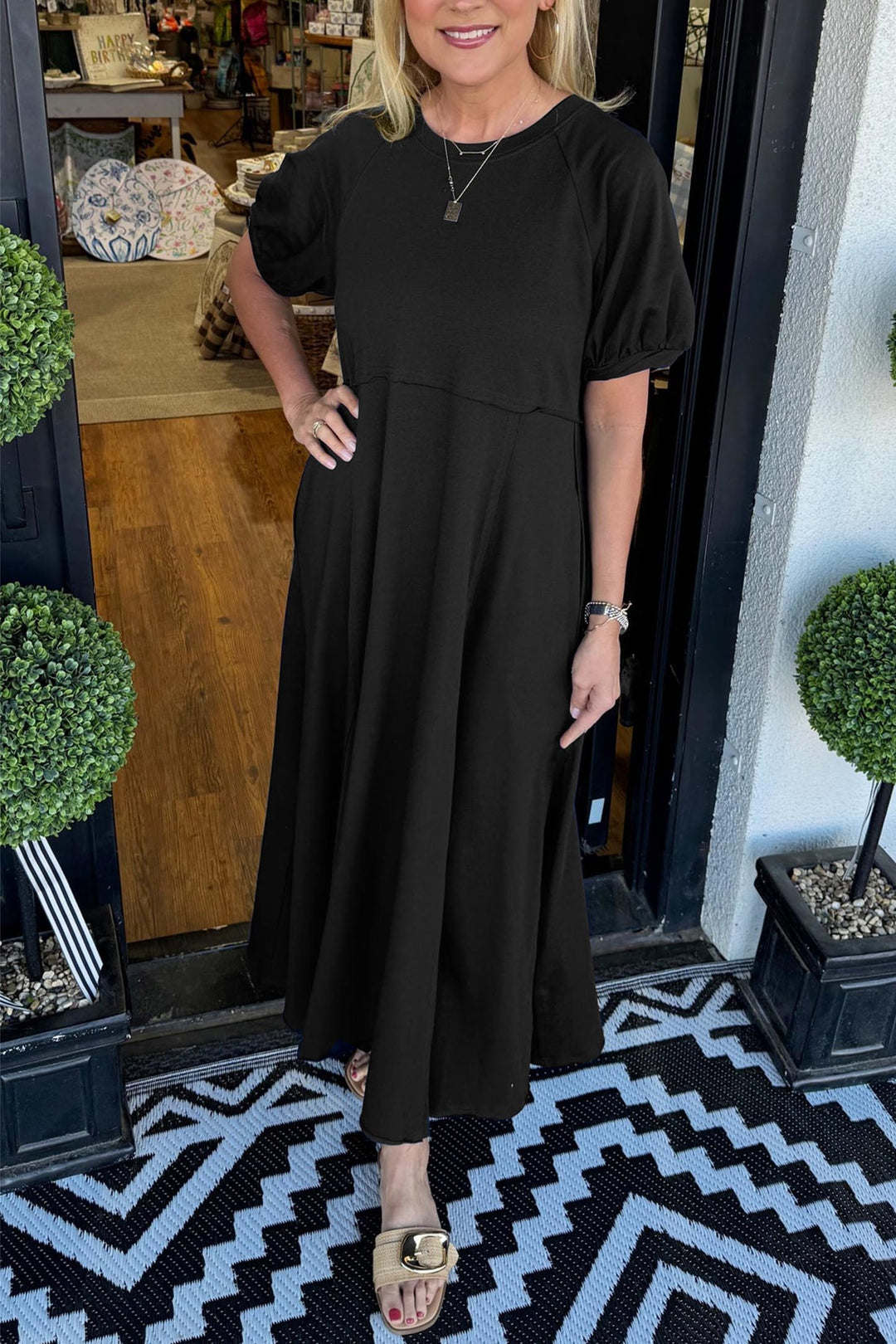 Claire | Chic Puff Sleeve Round Neck Maxi Dress