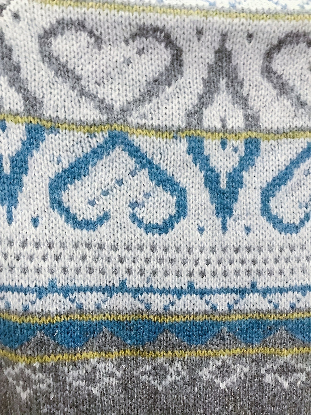 Luxe | Elegant and Warm Nordic Sweater for Winter